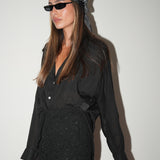 חולצת וואל מכופתרת שחורה