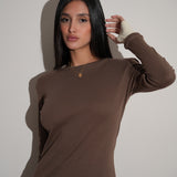 חולצה ניקי חומה שילוב שמנת