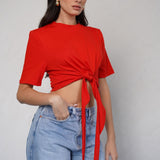 טי אדומה קשירה