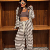 חליפת 3 חלקים מון פסים חומה