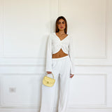 חליפת סטרפלס סיבוב שרוול ארוך לבנה